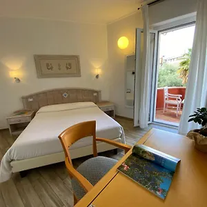https://locanda-degli-artisti.in-sardinia.net