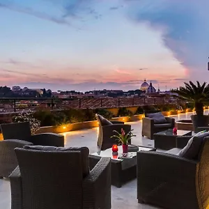 Navona Queen Rooftop Rome
